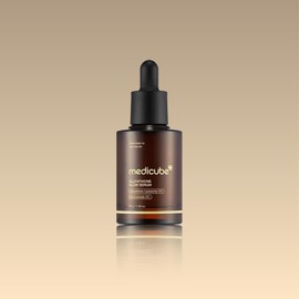 MEDICUBE Glutathione Glow Serum, Suero Facial Iluminador con Glutatión Liposome 5% y Niacinamida 5%, Ayuda a Mejorar la Luminosidad y la Apariencia del Tono de la Piel, 30 ml