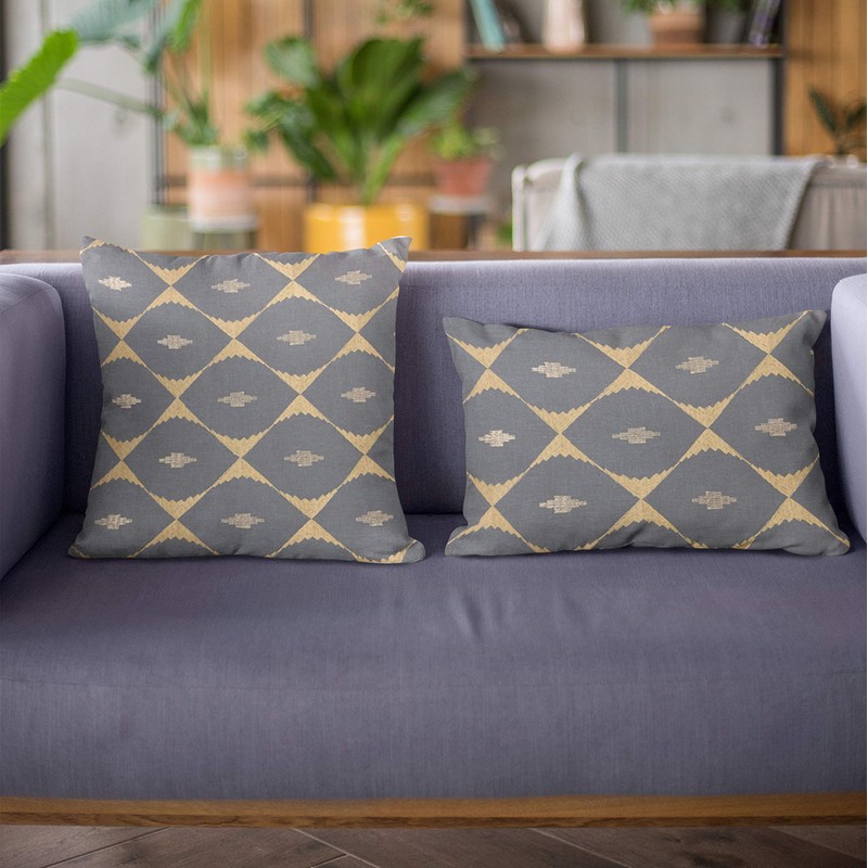 Plutus Brands Blue Plutus Cube Diamond Luxury Throw Pillow 18