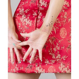 Inkbox Temporary Tattoos, Semi-Permanent Tattoo, One Premium Easy Long Lasting, Waterproof Temp Tattoo with For Now Ink - Lasts 1-2 Weeks, Flock, 3 x 3 Inches