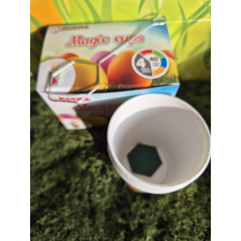 Metma Magic cups 4 cups with egg dye tampons –