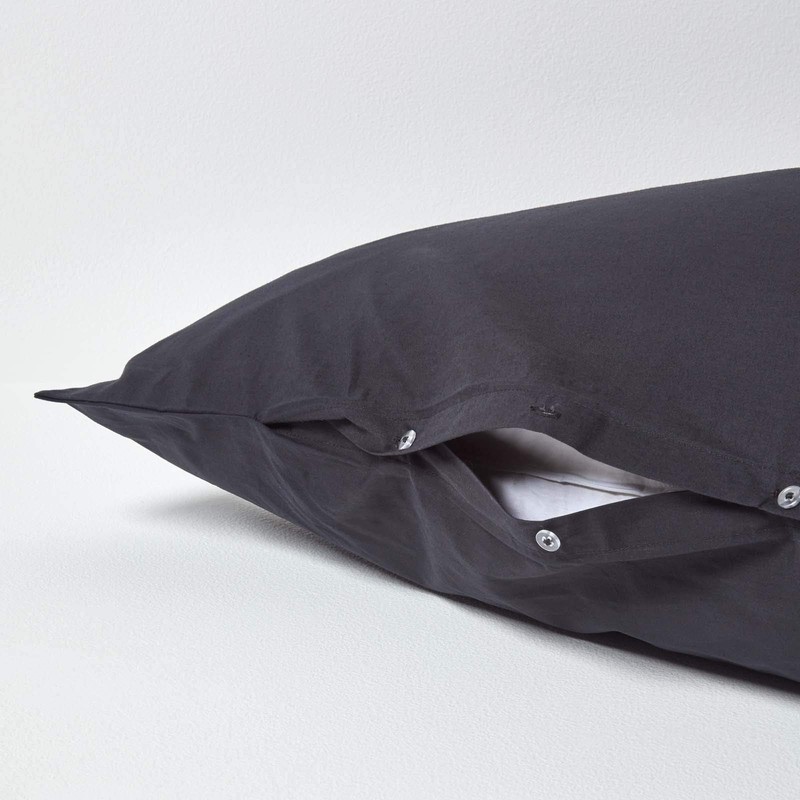 HOMESCAPES Black Pure Egyptian Cotton V-Shape Pillowcase 200 TC 400