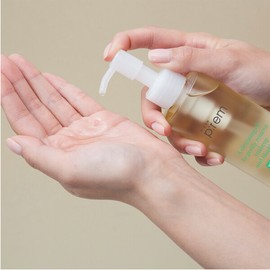 Makeprem (현대Hmall)메이크프렘 안심 모이스처 클렌징 오일 210ml(+콜라겐 겔마스크 1매) Make Prem Safe Moisture Cleansing Oil 210ml (+Collagen Gel Mask 1 sheet)