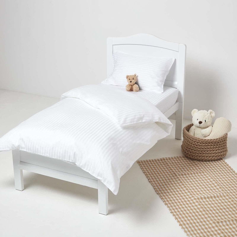 HOMESCAPES Set of 2 Damask Fitted Sheets for Baby Cot
