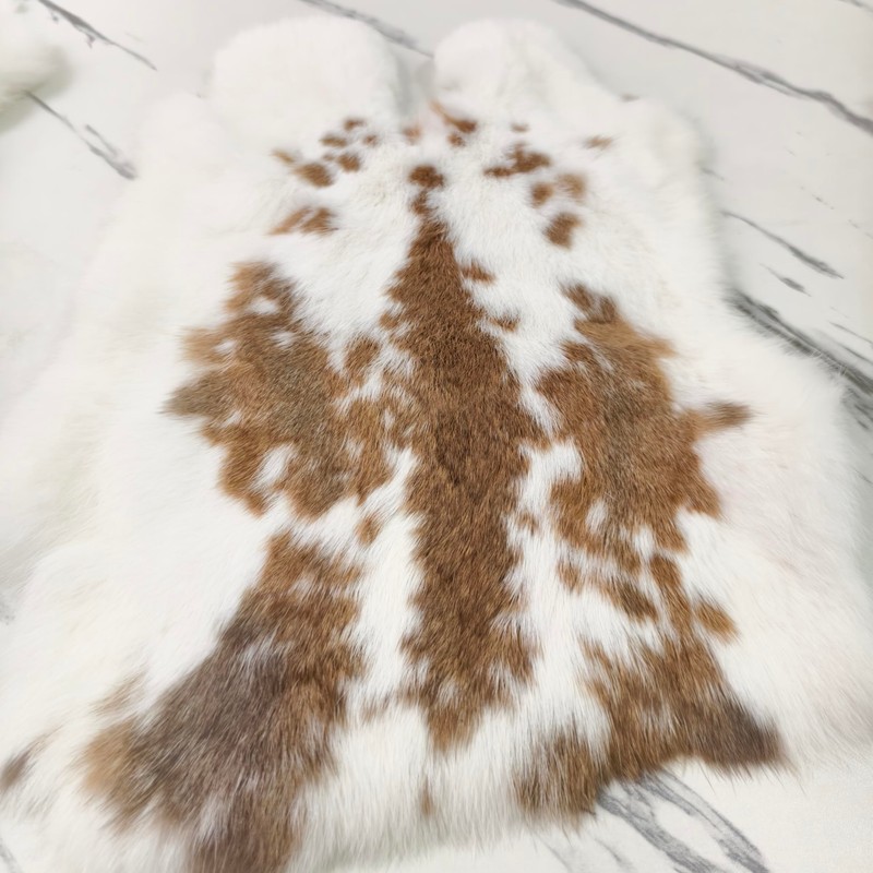 Bulk Craft Rabbit Pelt Fur Skin (4-Pack) - Premium Rabbit