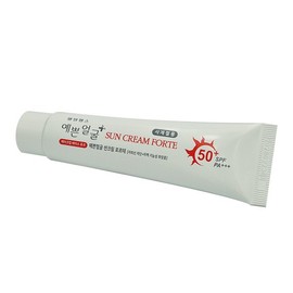 Well-being Health Pretty Face Sun Cream Forte SPF50+ 25g x 1 Count Sun Care UV Protection V / 예쁜얼굴 썬크림 포르테 SPF50+ 25g x 1개 선케어 자외선차단 V