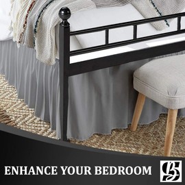 SKY BEDDINGS - Falda de cama con volantes de tamaño matrimonial con esquinas divididas, falda de cama de 21 pulgadas con volantes y plataforma de cobertura de tres lados, 100% microfibra, gris claro