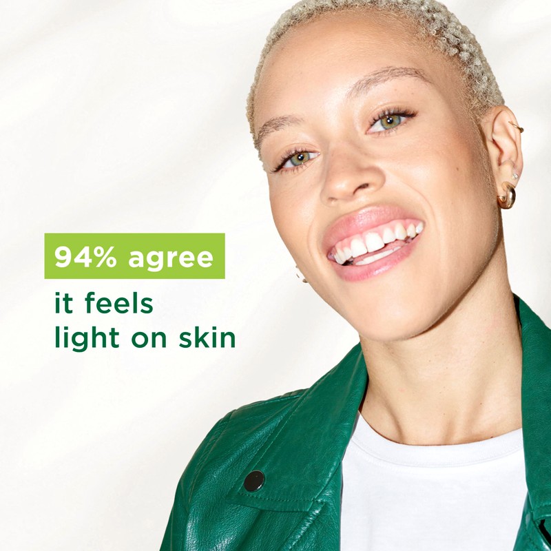 Simple Kind to Skin Hydrating Light Moisturiser Skin Care Product