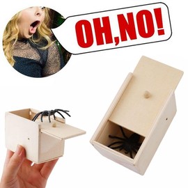 New Funny Scare Box Wooden Prank Spider Hidden in Case Prank-Wooden Gift Interesting Toys Trick Joke Play Scarebox