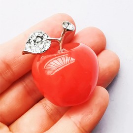 Manekieko Cherry Quartz Apple Crystals and Healing Stones Collectibles, 3 cm Healing Crystal Figure Sculpture Home Ornament Wedding Decoration