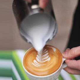 600ml Milk Jug Frothing Pitcher Stainless Steel Coffee Frothing Jug,with Thermometer, for Coffee Cappuccino Espresso Latte
