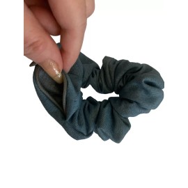 SHOPGALNY Denim Lt Cotton HAIR ZIPPER SCRUNCHIE FUN GIFT IDEA,BEACH, COLLEGE, Gym NWT