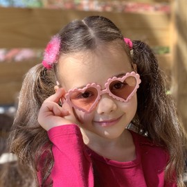 Générique Retro Heart Shaped Sunglasses for Girls