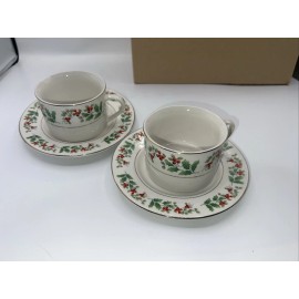 Gibson 2 x Gibson Holiday Charm Cups and Saucers Christmas 4 Total Pieces