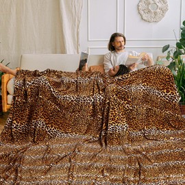 Excervent 3D Leopard Oversized King Flannel Fleece Blanket,120x120 inches Huge Blankets, 280 GSM Lightweight Soft Cozy Brown Cheetah 10'x10' Blanket for Bed