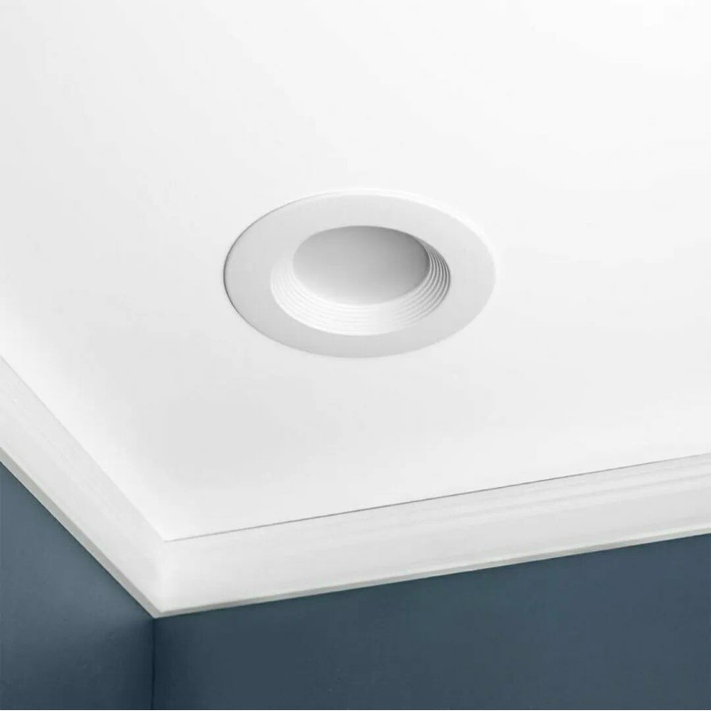 Utilitech Intergrated LED 4 In 50 Watt Equivalent White Round