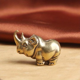 CHOVY Vintage Solid Brass Rhino Figurine - Exquisite Desk Decor for Collectors - Perfect Home or Office Accent(Rhino)