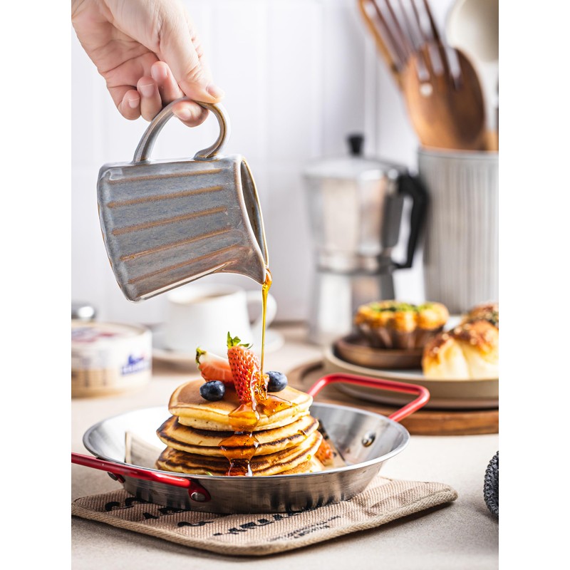 YHOJOY Ceramic Creamer Pitcher,Creamer Container with Handle, 10 OZ Small