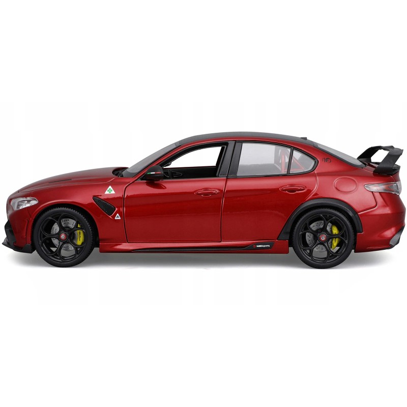 DCD Alfa Romeo Giulia GTA Red Metallic with Carbon Top