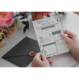 JEKA Wedding Postcard Game, 52 Wedding Postcards, Wedding Game for Guests, Alternative Guest Book for Wedding, 52 Weeks Game, Postcards with Questions (Green-Gold)