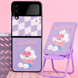 Designskin (신세계김해점)( 갤럭시 Z플립4 ) 자수 바타입(레트로)-블랙/호군 ITM25633 (Shinsegae Gimhae Store) (Galaxy Z Flip 4) Embroidered Bat Type (Retro) - Black/Hogun ITM25633