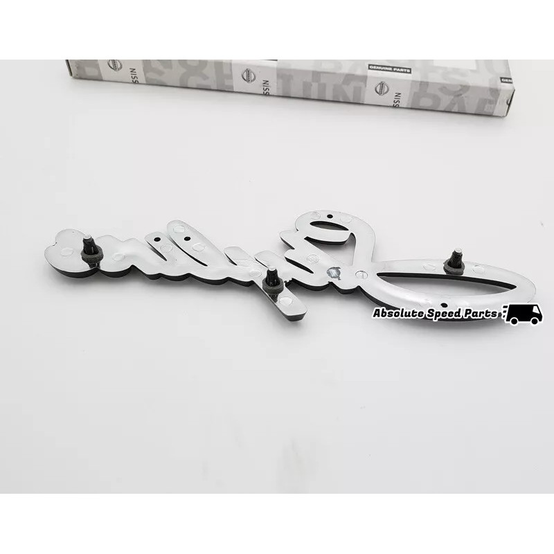 Nissan NEW Genuine Nissan "Skyline" Hakosuka Side Emblem Badges