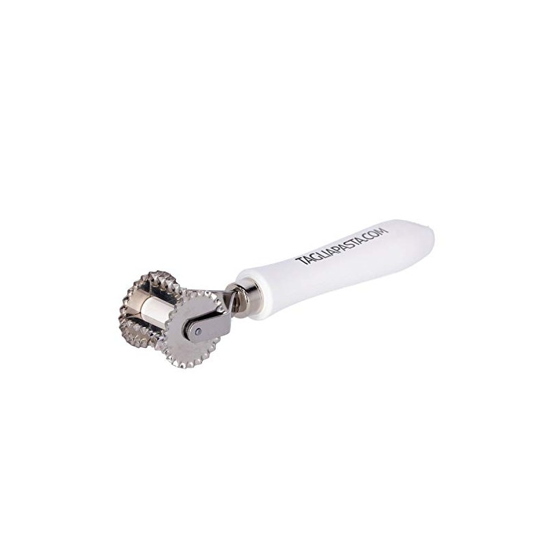 Pasta & Pastry Cutter, 4 Fluted Squares Every Rotation, with