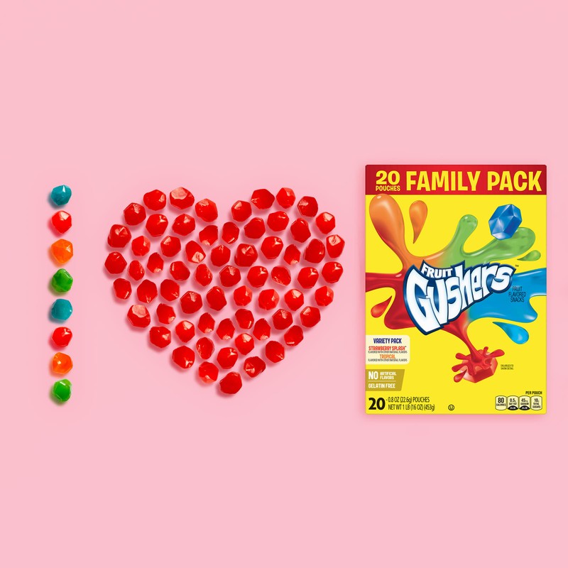 Betty Crocker Gushers Fruit Flavored Snacks, Variety Pack, Strawberry and