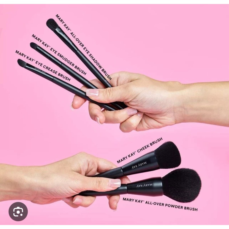 Mary Kay Cheek Brush Only (1 Brush) -Black (New in Plastic