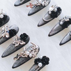 GLORS Luxury Press-On Nails, 3D Black Roses with Silver Glitter, Pearl and Rhinestone Decorations, Handmade False Nail 10 Pieces (XS, LS)