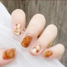24Pcs Fall Press on Nails Short Square Fake Nails White Flower Design False Nails Amber Acrylic Nails Full Cover Glossy Stick on Nails Artificial Nails for Women Girls Autumn Winter Nail Art Decor