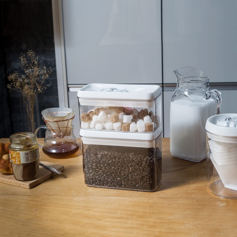 Felli Flip Tite Food Storage Container with Lid 4” RECTANGULAR