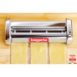 Imperia Simplex Classica line. Accessories for pasta machines. 100% made in Italy. Steel kitchen accessories for fresh pasta. Pasta cutter compatible with Imperia pasta machines.