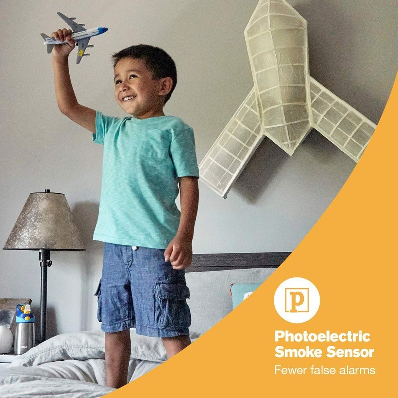 First Alert Hardwired Wireless Interconnect Smoke Alarm