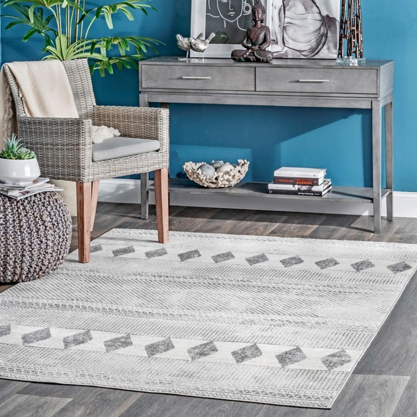 nuLOOM Tinsley Faded Geometric Banded Accent Rug, 3x5, Grey