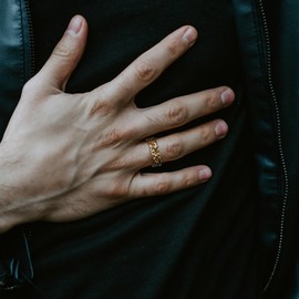 Raymard Mens Viking Celtic Knot Band Rings, Stainless Steel Celtic Line Fidget Rings for Men, Size 8-Gold