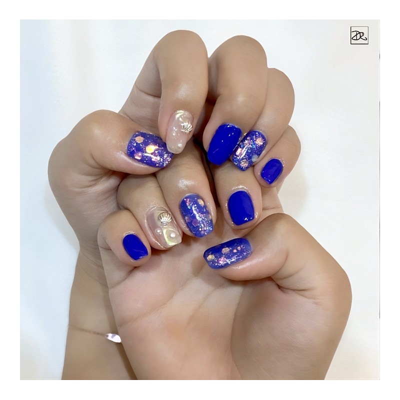 Dara Beauty July Art of the MonthSummer Glitter Seashell Nail❣