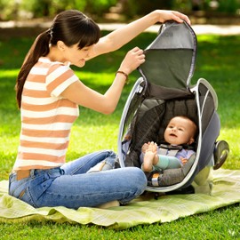 Brica Infant Comfort Cobertor de Toldo para Silla de Carro