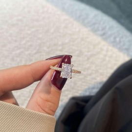 LOVECOM 2CT 925 Sterling Silver Engagement Rings for Women Radiant Cut Solitaire Cubic Zirconia Wedding Band CZ Promise Rings for Her Simulated Diamond Ring Jewelry Christmas Gifts for Mom, 8