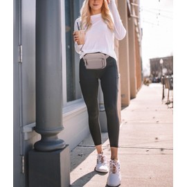 UTO Fanny Pack Women Crossbody Mini Everywhere Belt Bag Adjustable Strap Vegan Leather Fashion Waist Bags CA