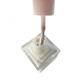 ADRIANNE K, OFF-WHITE GLOSSY NAIL POLISH, BLANCHE! .51 FL. OZ. QUICK DRY. VEGAN. 10 FREE