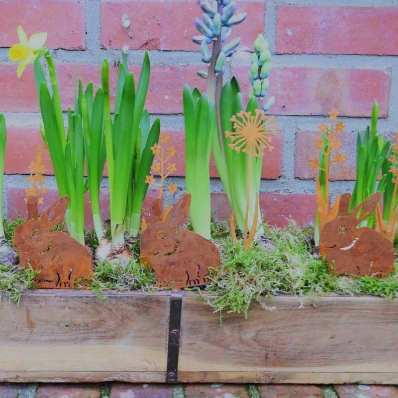 Garden Stake Easter Decoration Rabbit – Set of 3 Rust