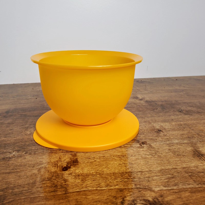 TUPPERWARE Impressions Classic BOWL 3095 Orange 1.3 L Serving Mixing