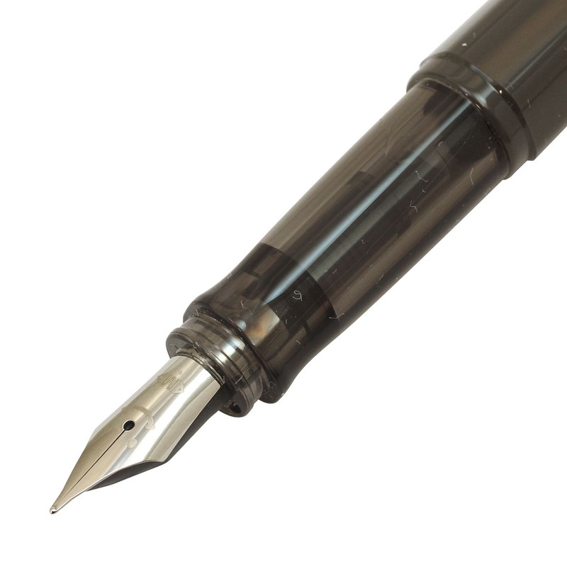 Pilot Kakuno Fountain Pen Beginners Medium Nib Light Green Body