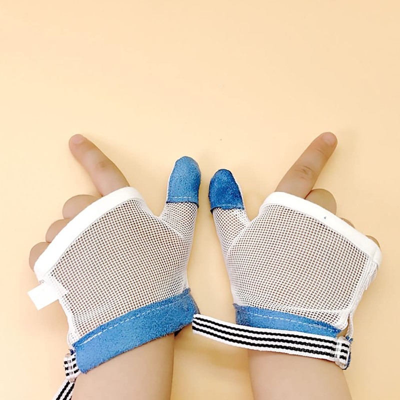 Baby Finger Sucking Prevention Finger Sucking Orthodontic Baby Teething Gloves