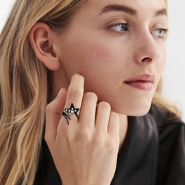 SEIHOP Star Adjustable Ring Sparkling Hollow Star Index Joint Knuckle Ring Black Gun Plated Star Wrap Open Ring Jewelry for Women KR0079K