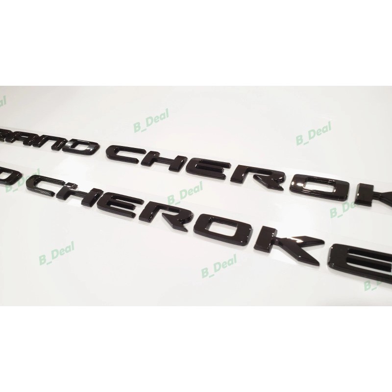 Grand Cherokee 3PCS Gloss Black Door Rear Limited Emblems 2021-2023