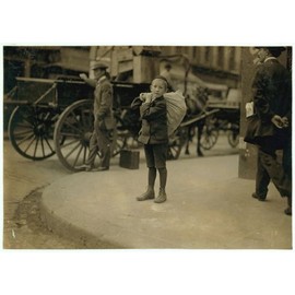 HistoricalFindings Photo: Carrying Home decayed Refuse from Markets,Boston,Massachusetts,MA,1909,Hine