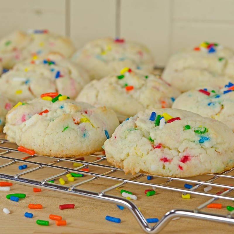GranAroma Rainbow Sprinkles, 7 lb, Decorative, Cakes & Cupcakes