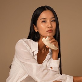 Notdam 방짜유기 하트 괄사 마사지기+저고리 증정 Shinsegae Gangnam Store Bangjja Yugi Heart Gua Sha Massager + Jeogori Gift