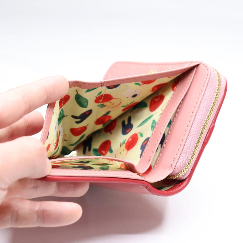 Lisa and Gaspard Women's Bifold Wallet, Popular, Character, Lisagas, Apple